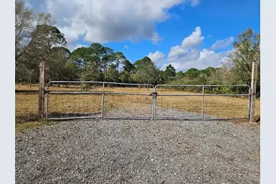 570 S Palomino Street, Clewiston, FL 33440 - Photo 2