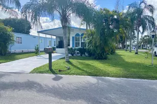 52 Camino Del Rio, Port Saint Lucie, FL 34952 - Photo 2