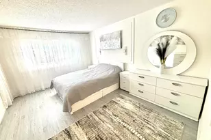 1000 NE 14th Ave, Hallandale Beach, FL 33009 - Photo 8