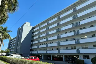 1000 NE 14th Ave, Hallandale Beach, FL 33009 - Photo 18