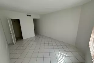 1980 S Ocean Dr, Hallandale Beach, FL 33009 - Photo 18