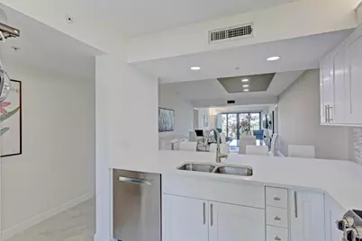 901 Seafarer Circle, Unit #105, Jupiter, FL 33477 - Photo 2
