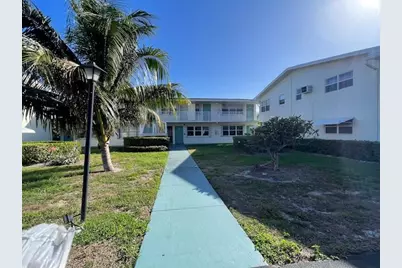 480 Horizons W, Unit #205, Boynton Beach, FL 33435 - Photo 2