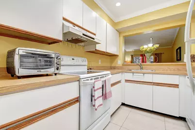 7843 Willow Spring Drive, Unit #623, Lake Worth, FL 33467 - Photo 6
