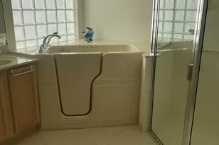 1486 SE Legacy Cove Cir, Stuart, FL 34997 - Photo 14