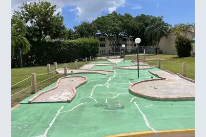 225 Bonnie Boulevard, Unit #211, Palm Springs, FL 33461 - Photo 18