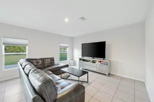 514 Raspberry Rd, Fort Pierce, FL 34981 - Photo 6