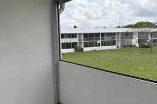 113 Berkshire E, West Palm Beach, FL 33417 - Photo 12