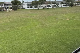 113 Berkshire E, West Palm Beach, FL 33417 - Photo 4