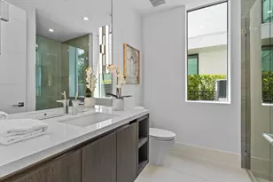 1070 Del Harbour Dr, Delray Beach, FL 33483 - Photo 42