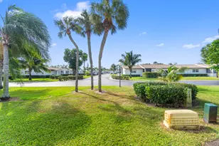 2894 Crosley Dr E, West Palm Beach, FL 33415 - Photo 22