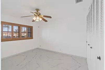 2894 Crosley Drive E, Unit #D, West Palm Beach, FL 33415 - Photo 16