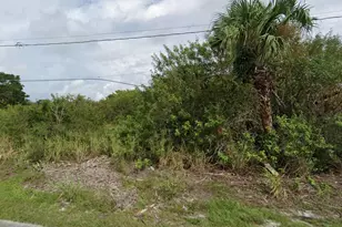 2416 42nd St, Vero Beach, FL 32967 - Photo 1