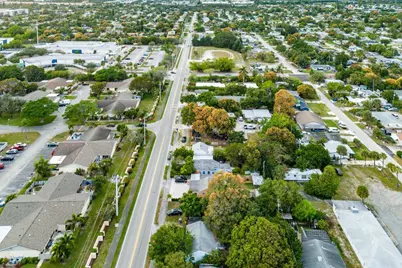 1047 Miner Road, Lake Worth, FL 33462 - Photo 22