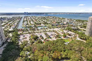 3800 N Ocean Dr, Singer Island, FL 33404 - Photo 58