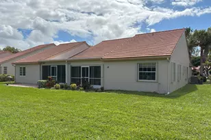 7773 Silver Lake Dr, Delray Beach, FL 33446 - Photo 4