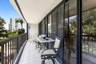 2480 Presidential Way, West Palm Beach, FL 33401 - Photo 18