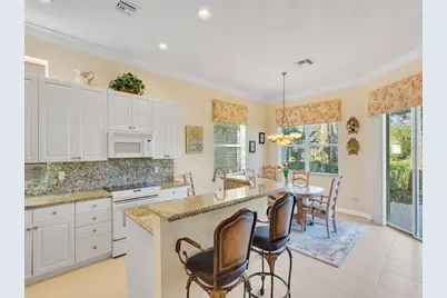 9525 E Maiden Court, Vero Beach, FL 32963 - Photo 8