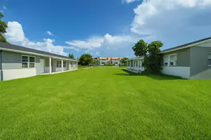 451 Silver Beach Rd, Riviera Beach, FL 33403 - Photo 8