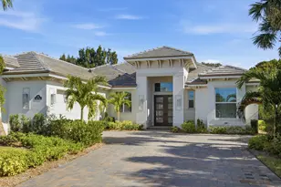 204 Strand Sq, Vero Beach, FL 32963 - Photo 2