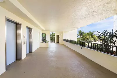 221 NE Plantation Road, Unit #316, Stuart, FL 34996 - Photo 4