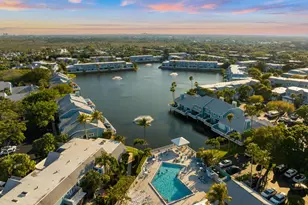 210 Ocean Dunes Cir, Jupiter, FL 33477 - Photo 2