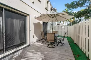 820 Bella Vista Ct S, Jupiter, FL 33477 - Photo 14