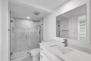 2400 Presidential Way, West Palm Beach, FL 33401 - Photo 32