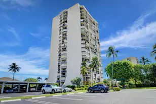 2400 Presidential Way, West Palm Beach, FL 33401 - Photo 2