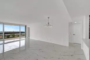 2400 Presidential Way, West Palm Beach, FL 33401 - Photo 10