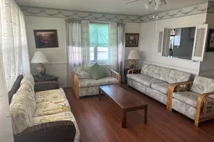 149 Windsor G, West Palm Beach, FL 33417 - Photo 2