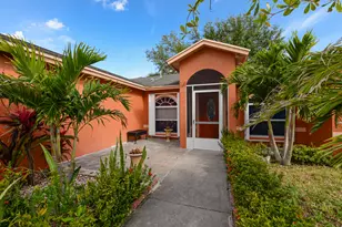 557 SW Baoy Ave, Port Saint Lucie, FL 34953 - Photo 2