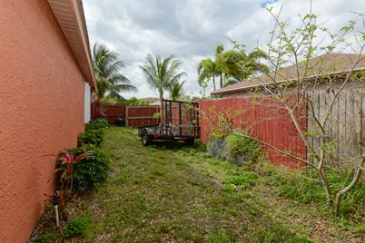557 SW Baoy Avenue, Port Saint Lucie, FL 34953 - Photo 28