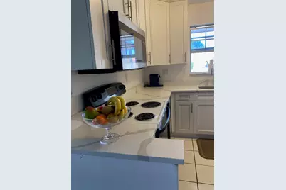 370 NW 46th D Avenue, Unit #D, Delray Beach, FL 33445 - Photo 18