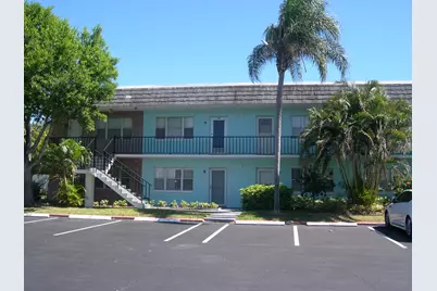 1200 Colonnades Drive #201, Fort Pierce, FL 34949 - Photo 1