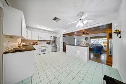 311 Granada Street, Fort Pierce, FL 34949 - Photo 16