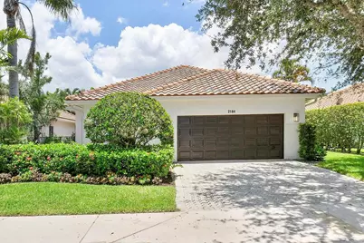 2184 Regents Boulevard, West Palm Beach, FL 33409 - Photo 2