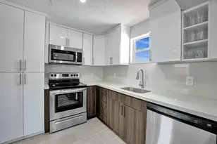 337 SW 8th Ave, Delray Beach, FL 33444 - Photo 10