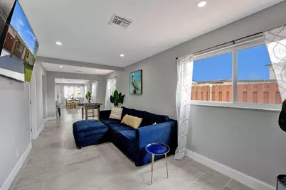 337 SW 8th Avenue, Delray Beach, FL 33444 - Photo 16
