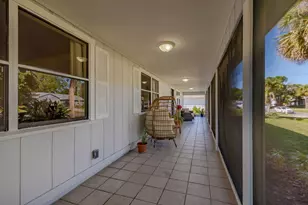 1415 16th Ct SW, Vero Beach, FL 32962 - Photo 8