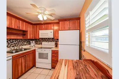 55 Woodland Drive, Unit #206, Vero Beach, FL 32962 - Photo 6