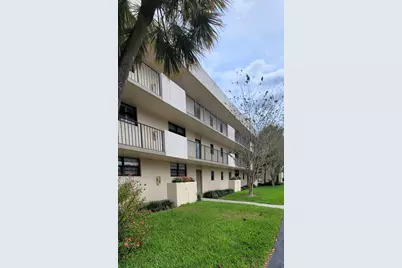 2420 Deer Creek Country Club Boulevard, Unit #107-D, Deerfield Beach, FL 33442 - Photo 24