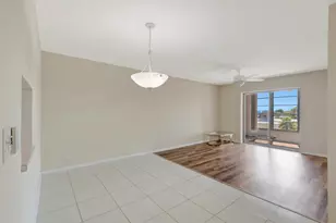 2515 NE 1st Ct 412, Boynton Beach, FL 33435 - Photo 12