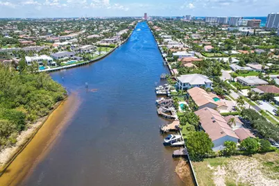 609 NE 19th Avenue, Deerfield Beach, FL 33441 - Photo 2