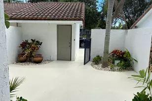 609 NE 19th Ave, Deerfield Beach, FL 33441 - Photo 8