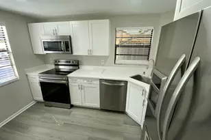 11 N Lakeside Dr, Lake Worth Beach, FL 33460 - Photo 12