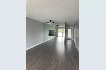 105 Lake Helen Drive, West Palm Beach, FL 33411 - Photo 18