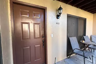 403 Lakeview Dr E, Royal Palm Beach, FL 33411 - Photo 2