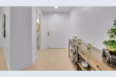 500 SE Mizner Boulevard, Unit #A209, Boca Raton, FL 33432 - Photo 10