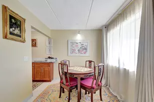 400 Village Green Cir W, Palm Springs, FL 33461 - Photo 6